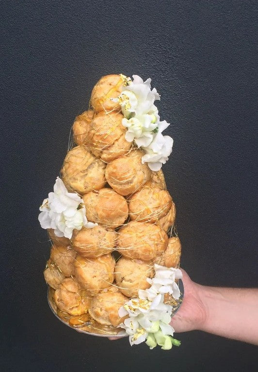 Croquembouche
